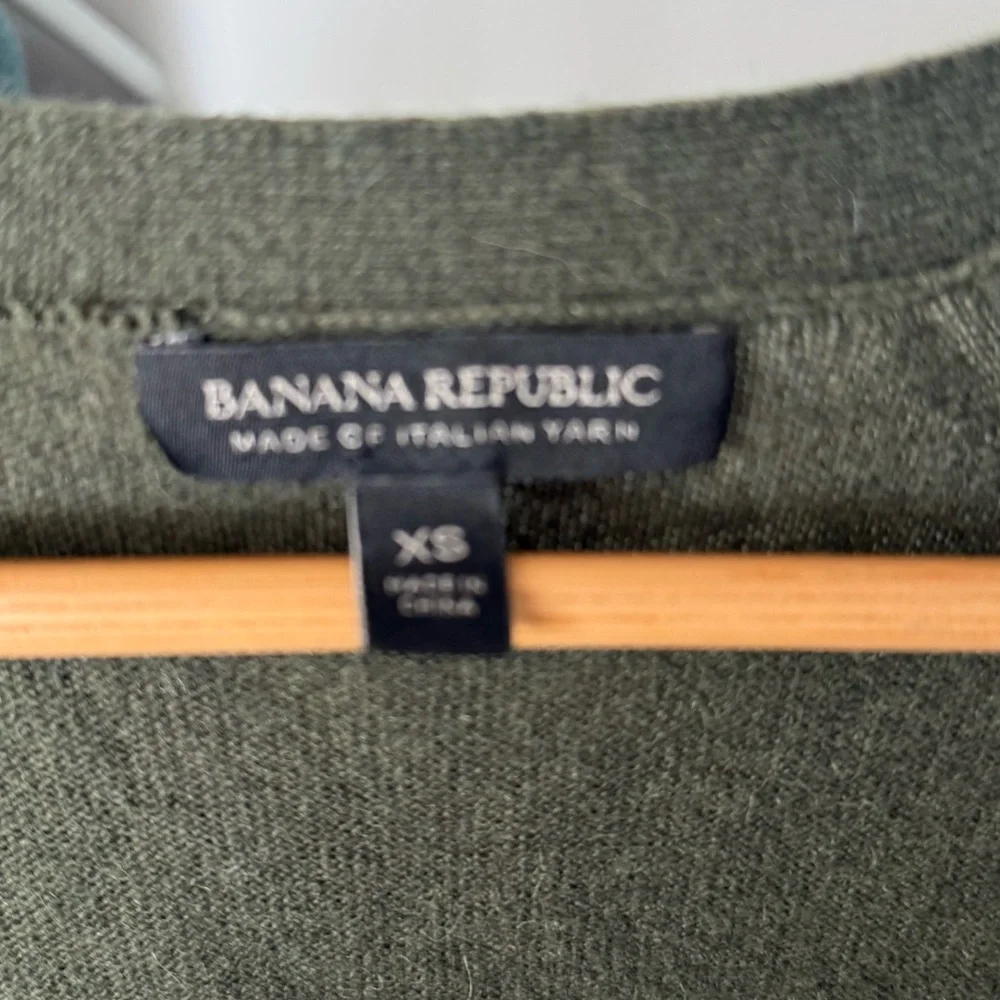 Banana Republic Cardigan XS - Picture 2 of 3